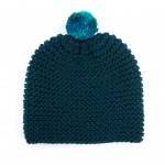 Mon premier tricot - Du point mousse, de grosses aiguilles n°8, de la pure laine Benjamine de La Droguerie pour réaliser un col et un bonnet douillets !